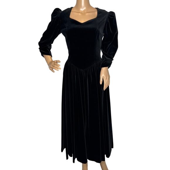1980s Laura Ashley Black Velvet Puff Sleeve Midi Open Back with Bow Dress small - Picture 3 of 14